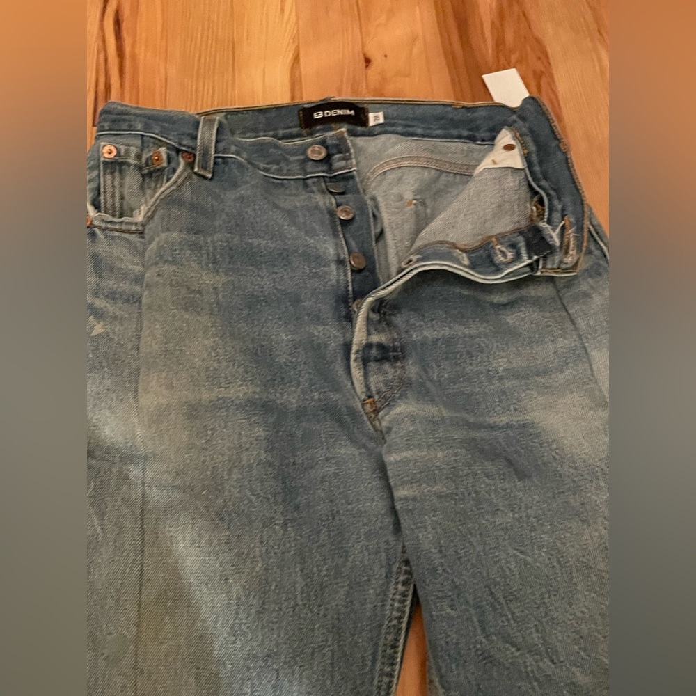 Eb denim unravel size 28